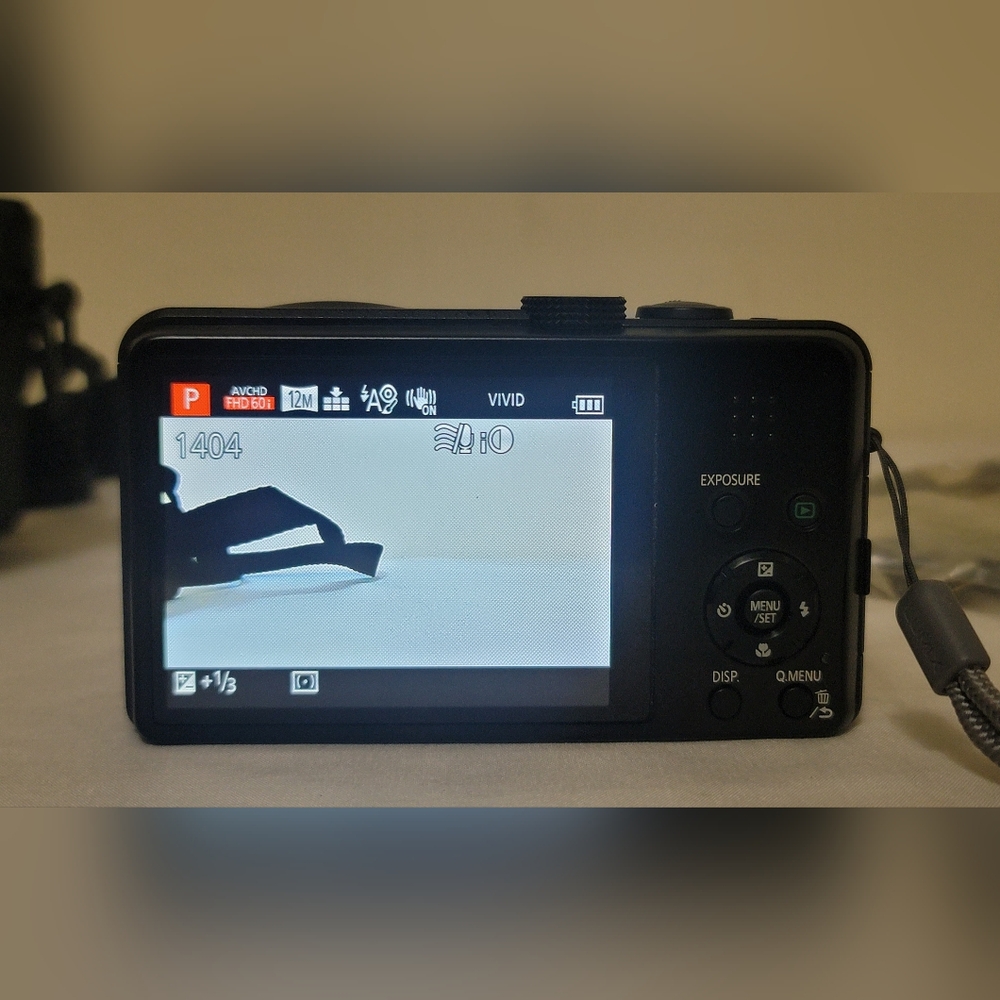 Panasonic Lumix DMC-ZS25 Digital Camera - Picture 5 of 15